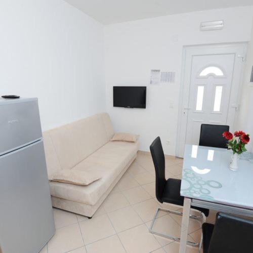 Apartment Ivo Podstrana