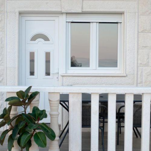 Ivo Apartment *